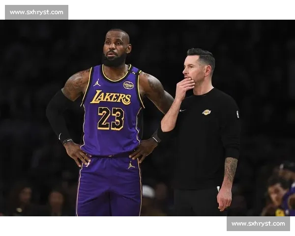 詹姆斯率湖人迎战骑士焦点对决引爆联盟关注新老核心正面对话胜负悬念拉满