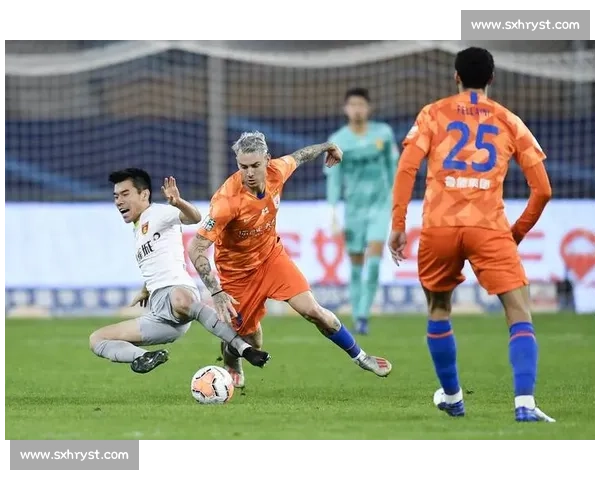 2017赛季鲁能对阵辽宁的经典对决与中超格局变迁回顾全景解析