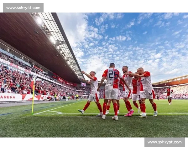 塞萨洛尼基主场迎战埃因霍温欧战焦点对决实力博弈与战术看点全解读